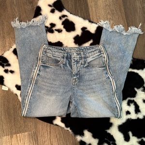 WILD FABLE 80s style zipper jeans